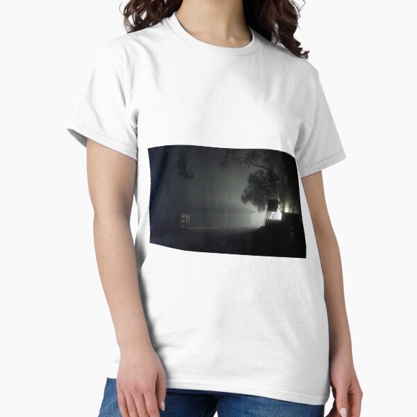 Misty - Adelaide Hills Wine Region - Fleurieu Peninsula by South Australian artist Avril Thomas Classic T-Shirt