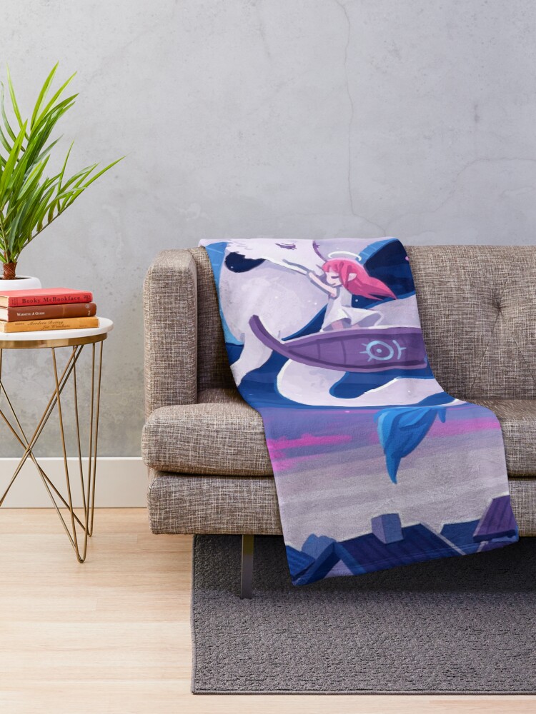 Alternate view of Midnight encounter Throw Blanket
