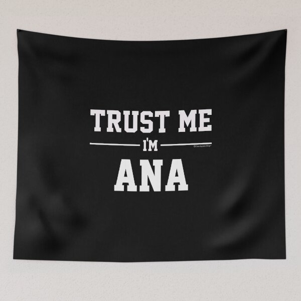 Aperçu de l'œuvre Trust Me Im ANA. Cool Gift Idea For Friends créée et vendue par CoolApparelShop.