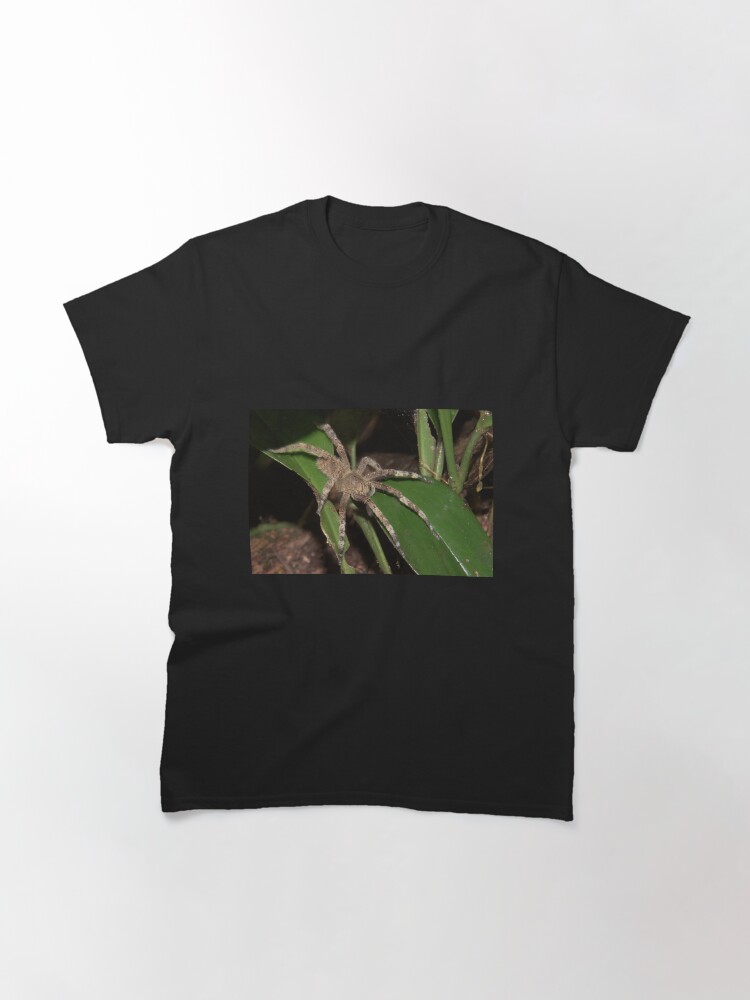 Alternate view of Brazilian wandering spider, Peru Classic T-Shirt
