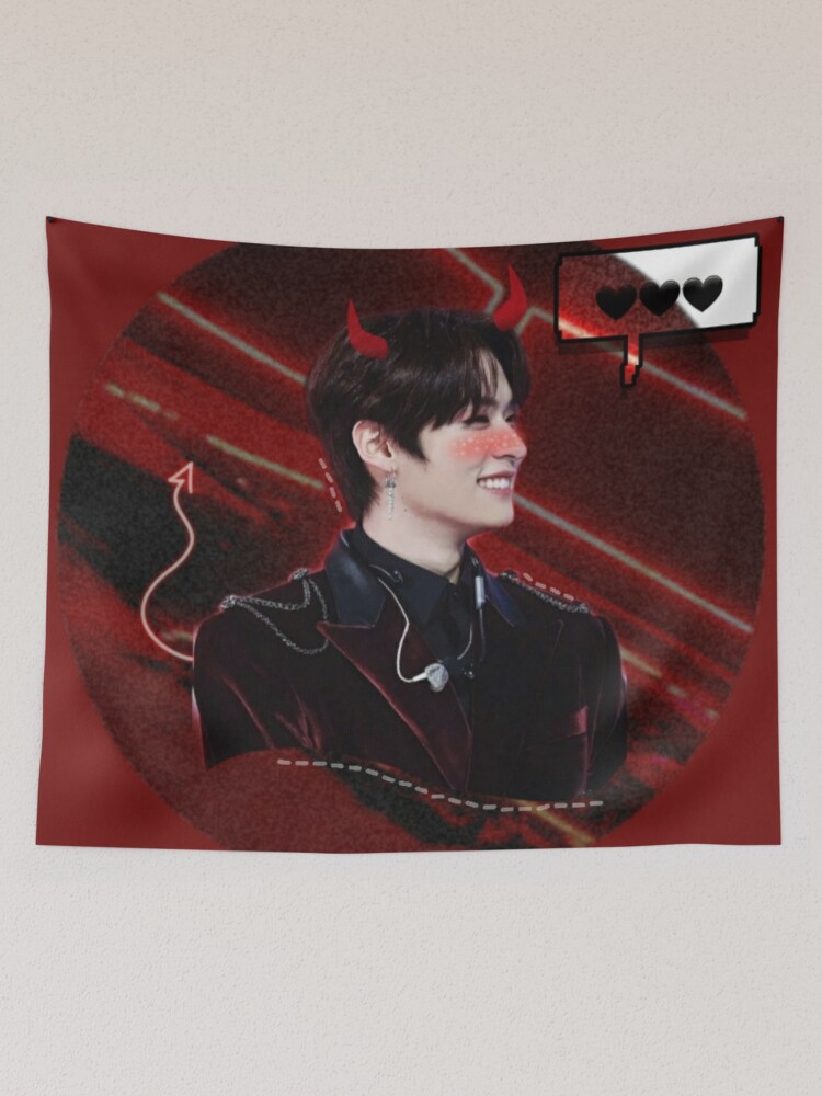 Stray kids outlet tapestry