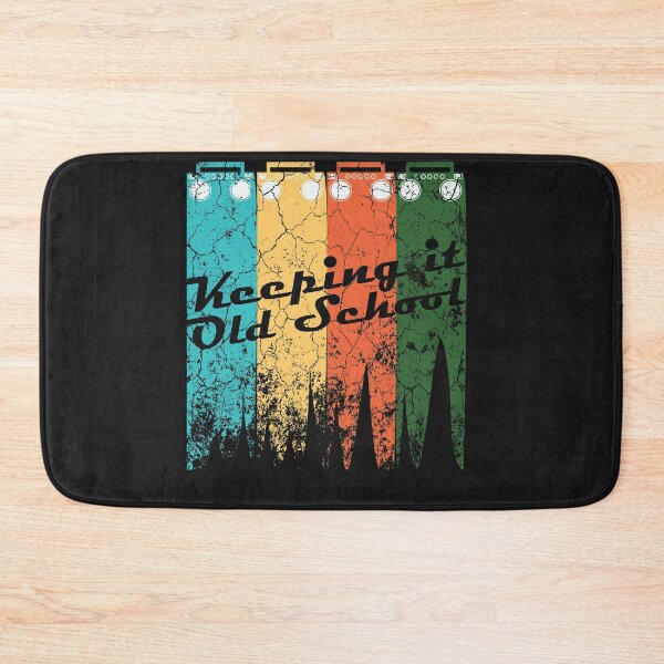 Artikelvorschau, Keeping it Old School entworfen und verkauft von shirti.