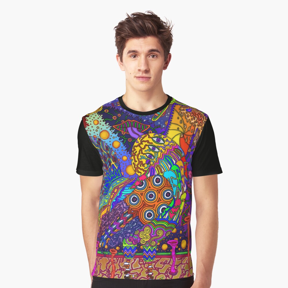 PSYCHEDELIC TRIPPY HORROR VACUI ANIMAL ROOSTER WITH SUN PLANETS GALAXIES - full colour Graphic T-Shirt