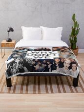 full collage kloning tiga 284 Throw Blanket