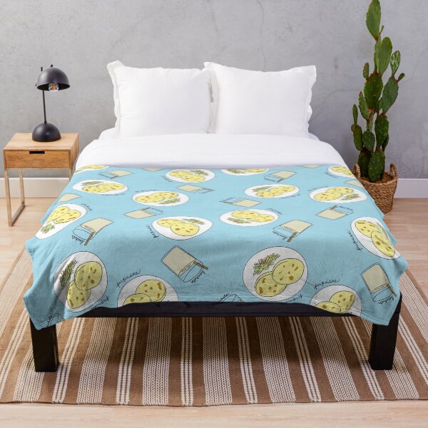 Horchata y Pupusas Throw Blanket