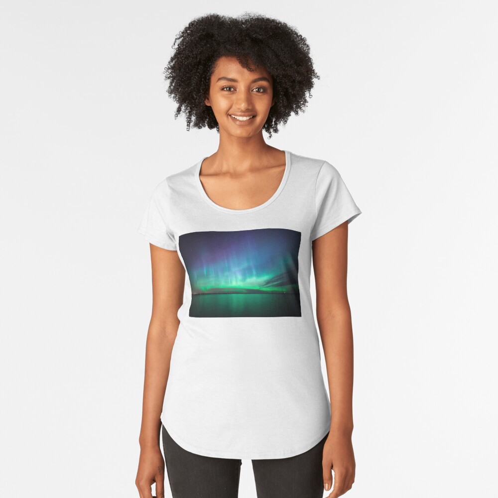 Beautiful northern lights Premium Scoop T-Shirt