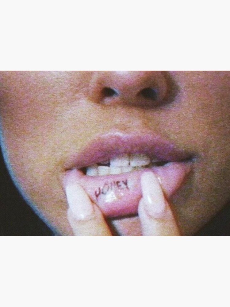 lip tattoo by serendipidy