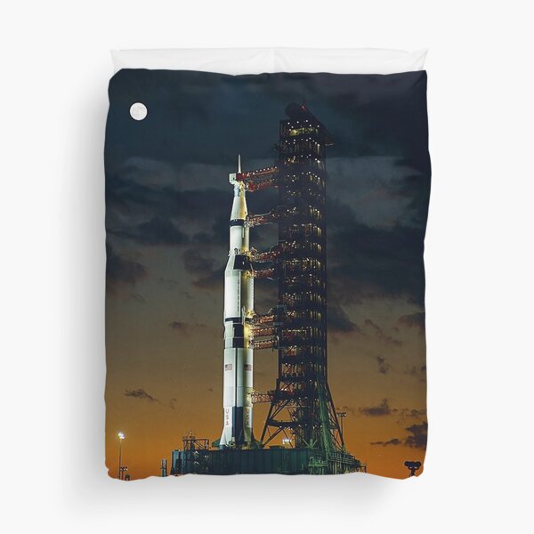 MAN ON THE MOON. APOLLO 4. Saturn V rocket. Used for the American manned lunar landing missions. Duvet Cover