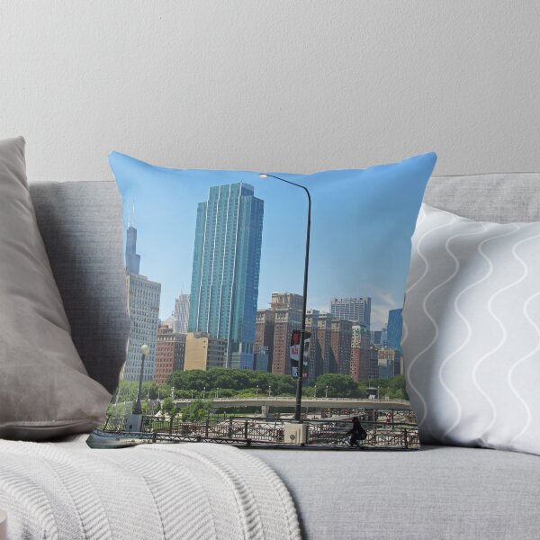 Item preview, Chicago moviéndose por la ciudad designed and sold by bertsworks300.