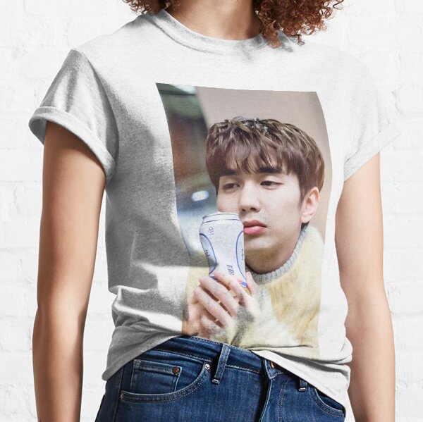 YOO SEUNG HO Classic T-Shirt