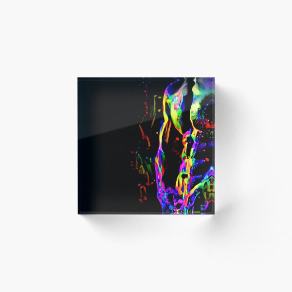 Aperçu de l'œuvre Torse abstrait goutte à goutte arc-en-ciel créée et vendue par ArcadiaAbstract.