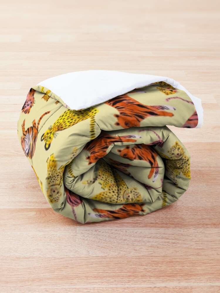 Alternate view of Tigers and Leopards Africa Savannah Comforter