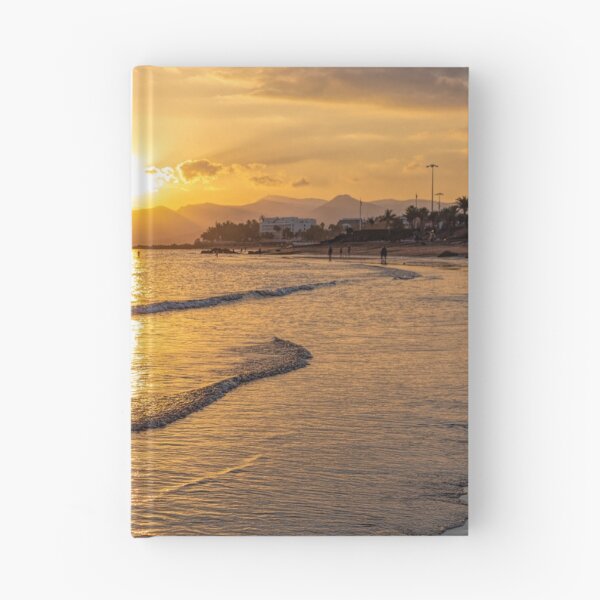 Artikelvorschau, Sonnenuntergang am Strand von Puerto del Carmen entworfen und verkauft von iCimages.net.