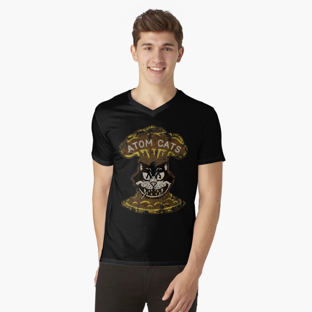 Artikel-Vorschau von T-Shirt mit V-Ausschnitt, designt und verkauft von DudePal.