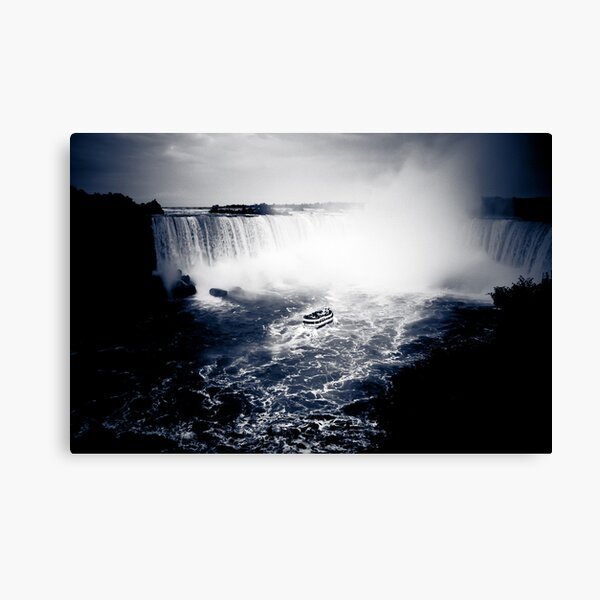 Niagra Falls Canvas Print