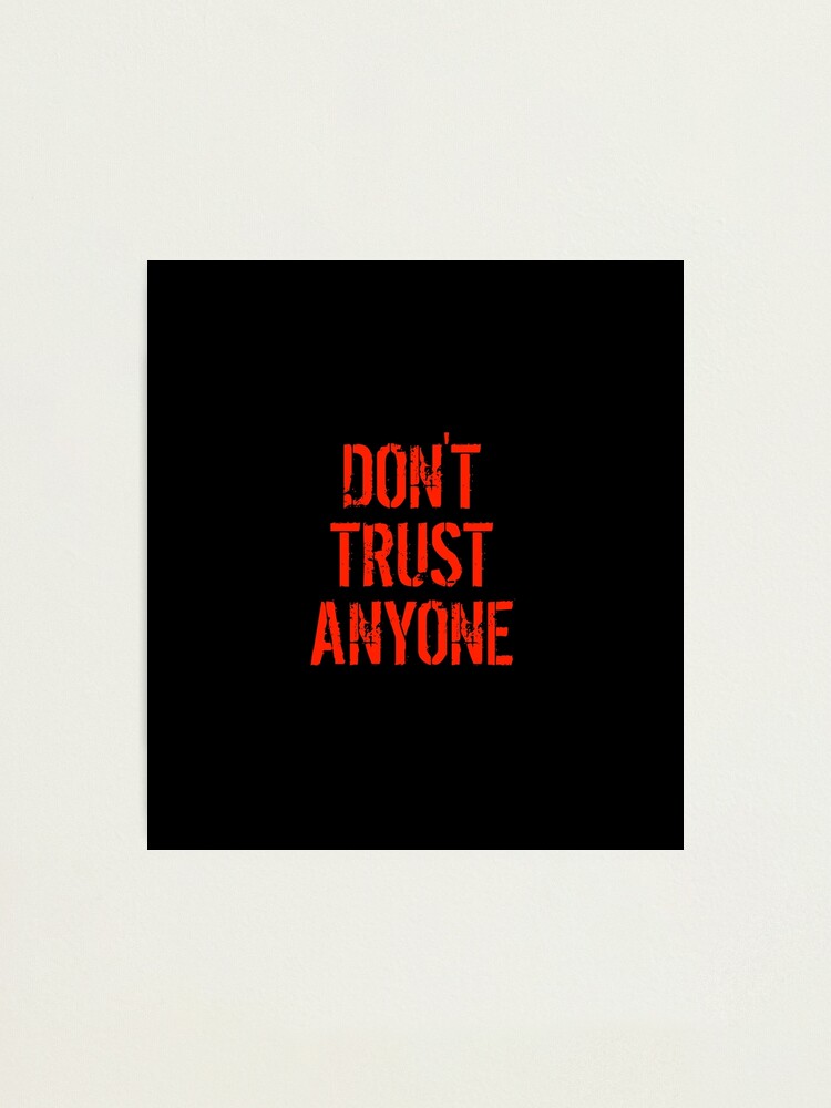 Get Vertraue niemandem For iPhone Free