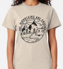 Camiseta clásica THE MOUNTAINS ARE CALLING