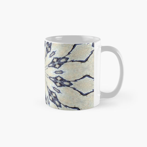 Artikelvorschau, schwarz und Creme Kaleidoskop entworfen und verkauft von KathleenDawson.
