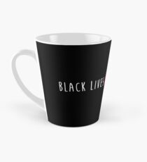 Taza cónica Las vidas negras son mayores que las sensaciones blancas