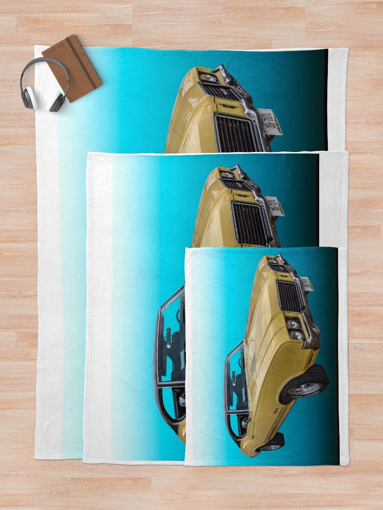 Alternate view of 1972 Oldsmobile Cutlass S Throw Blanket