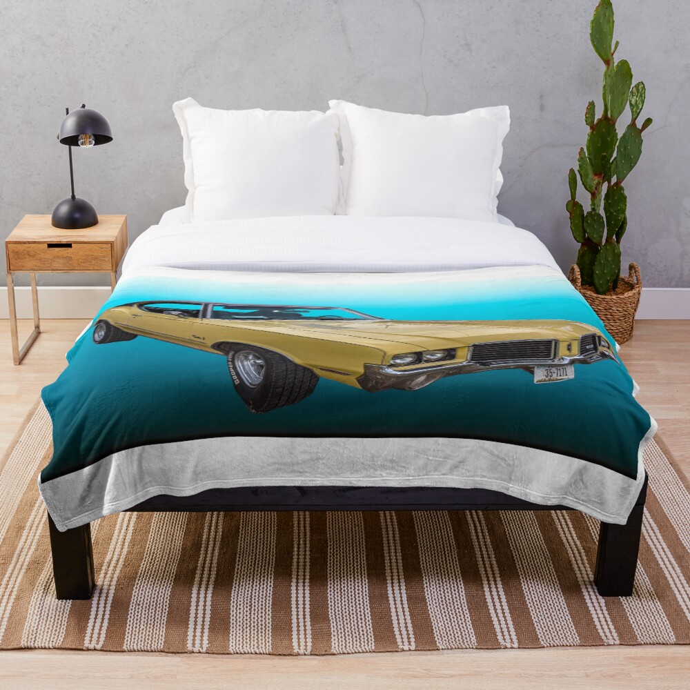 1972 Oldsmobile Cutlass S Throw Blanket