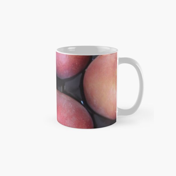 Plentiful Peaches Classic Mug