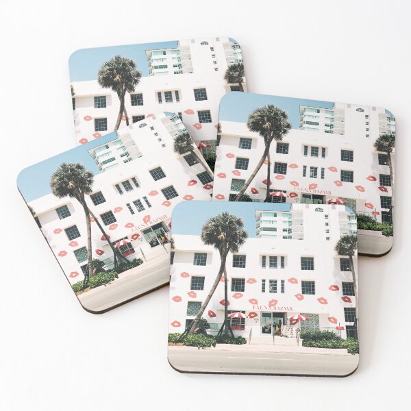 Aperçu de l'œuvre Faena Bazaar Miami FL Store créée et vendue par Leesa Gavin.