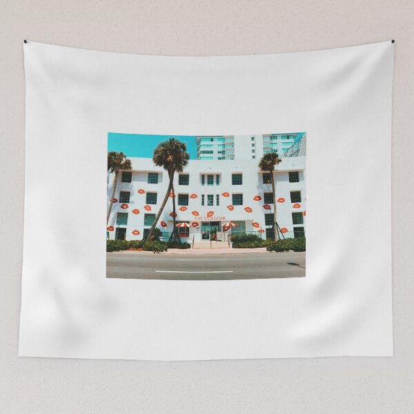 Aperçu de l'œuvre Faena Bazaar Miami FL créée et vendue par Leesa Gavin.