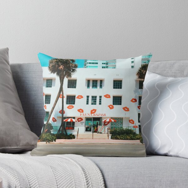 Aperçu de l'œuvre Faena Bazaar Miami FL créée et vendue par Leesa Gavin.