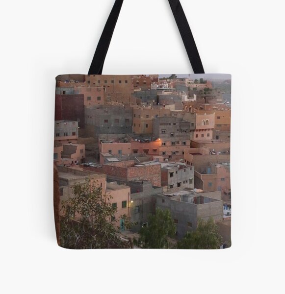 Aperçu de l'œuvre Afrique du Nord, Maroc, village, Photographie, BebiCervin créée et vendue par BebiCervin.