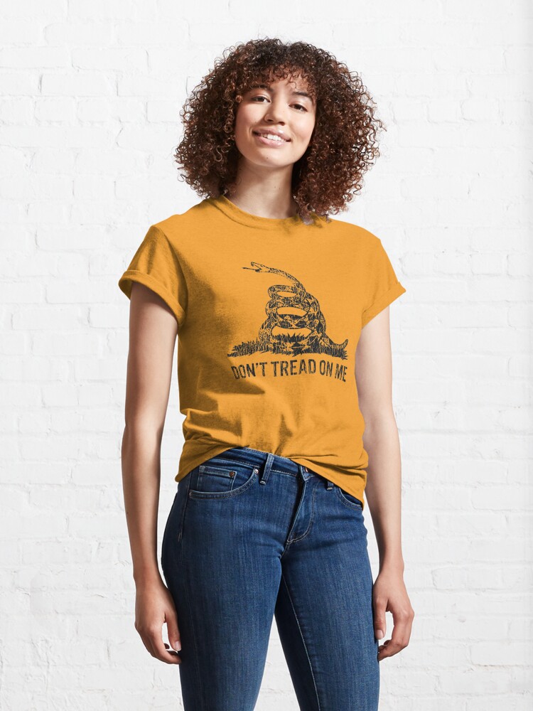 Alternate view of 'DON'T TREAD ON ME' vintage distressed Classic T-Shirt