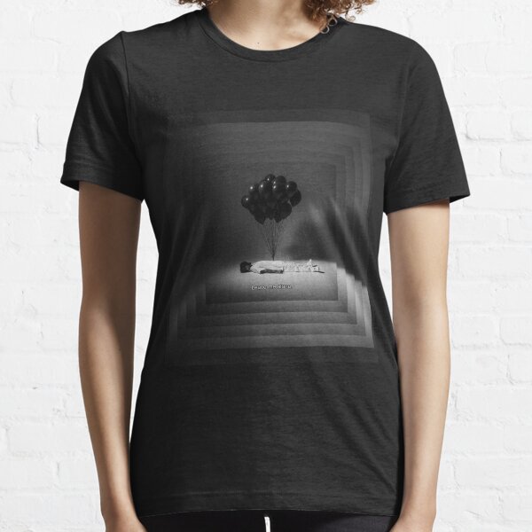 Leave me alone Essential T-Shirt