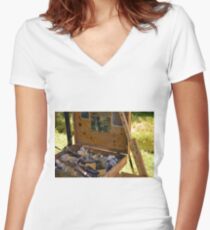 Toolbox Women's Fitted V-Neck T-Shirt