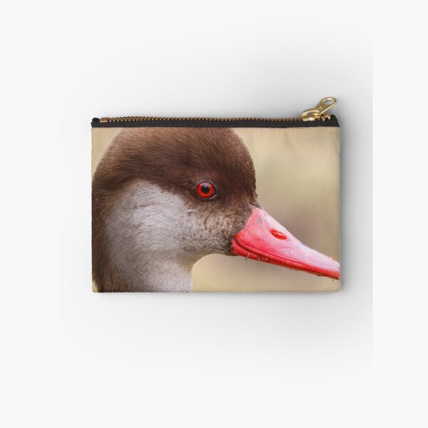 Artikelvorschau, Rote Tafelente im Eklipsegefieder entworfen und verkauft von GreyFeatherPhot.