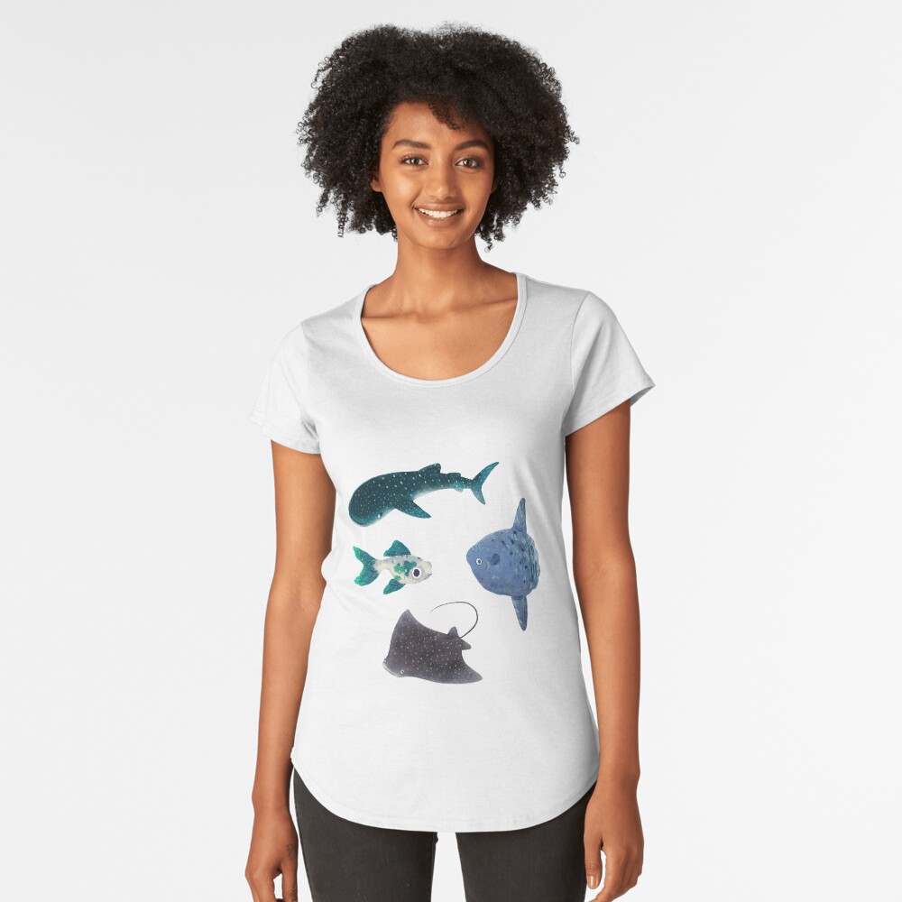 Vista previa del artículo con la obra «Camiseta premium de cuello ancho», diseñado y vendido por tarynjohnson.