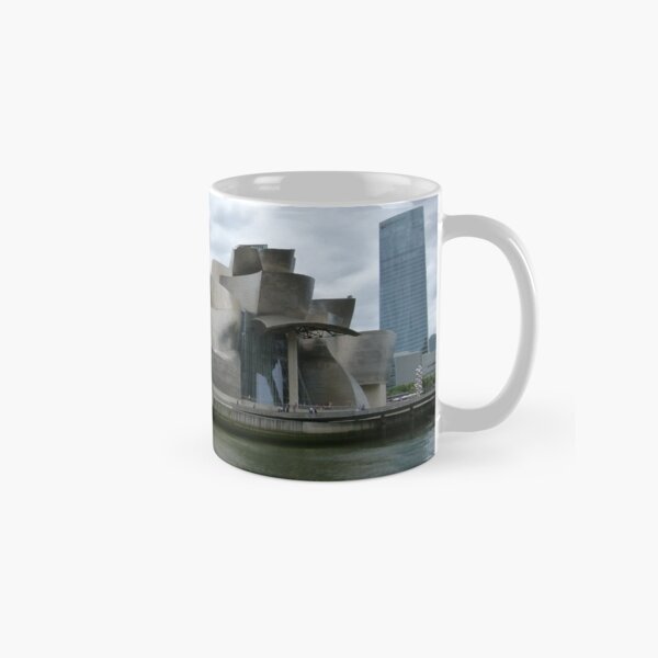 Vista previa del artículo con la obra «Guggenheim, Bilbao, España.», diseñado y vendido por Trish Meyer.