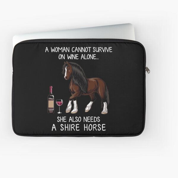 Aperçu de l'œuvre Cheval de Shire et vin drôle de cheval créée et vendue par TeeDoozy.