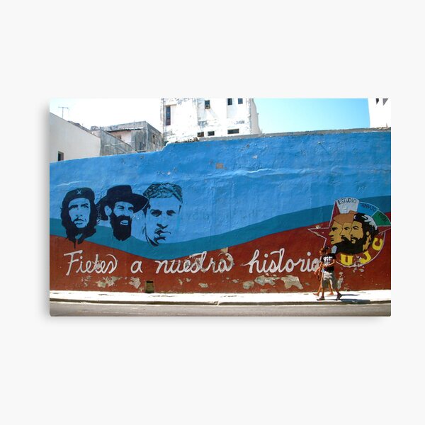 Fieles a nuestra historia Canvas Print