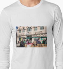 Salamanca Fruit Market Hobart Tasmania Long Sleeve T-Shirt