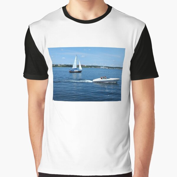 Quantum Racing Boat Graphic Tee