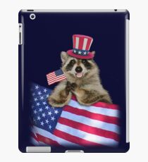 Vinilo o funda para iPad Patriotic Raccoon