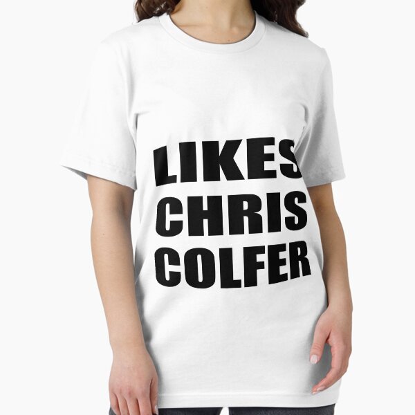 LIKES CHRIS COLFER Essential T-Shirt