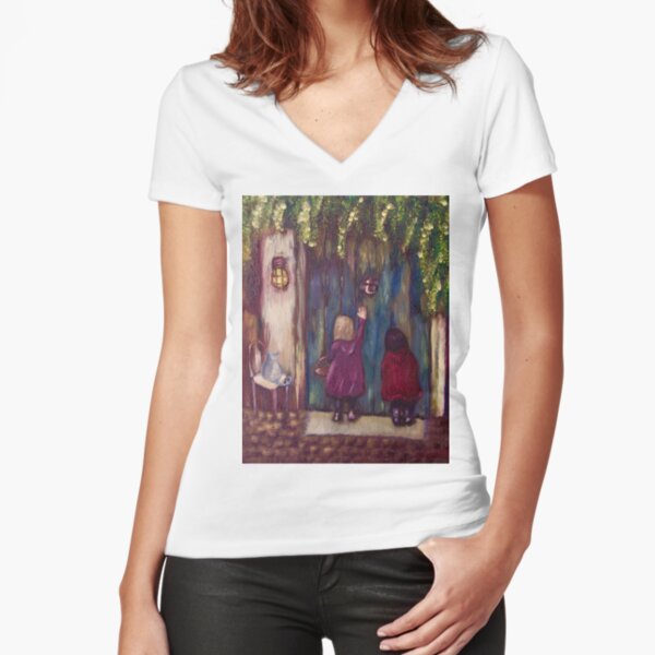 Fitted V-Neck T-Shirt