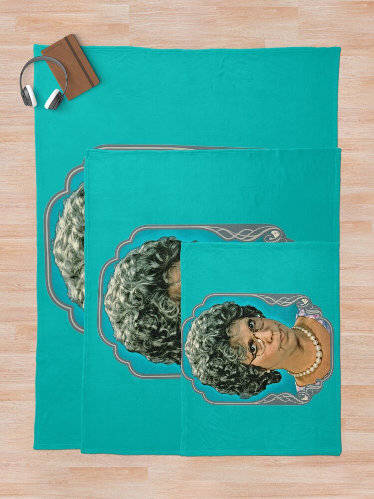 Alternate view of Mama's Family Throw Blanket