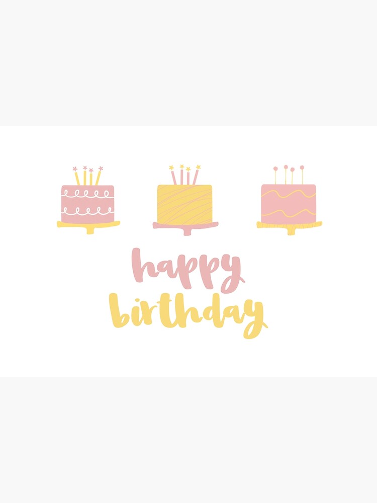 Carte De Vœux Joyeux Anniversaire Avec Un Gateau 2 Jolie Carte De Joyeux Anniversaire Avec Lettrage De Script Et Trio De Gateaux En Rose Blush Et Jaune Moutarde Sur Blanc