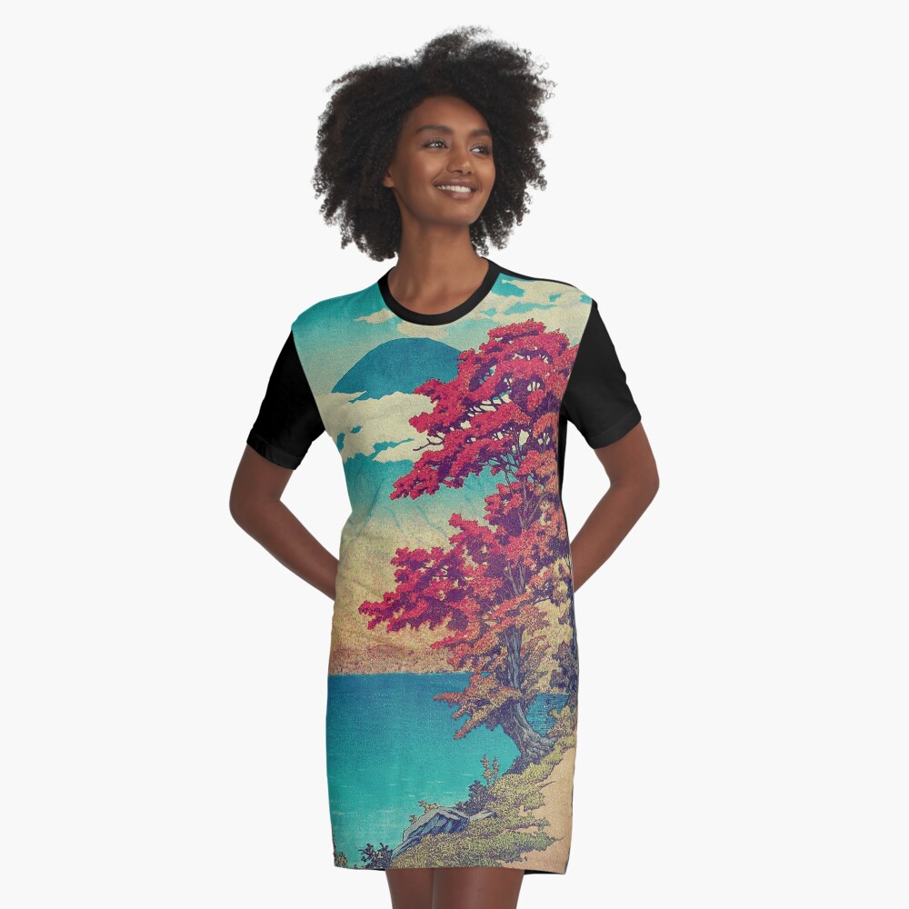 The New Year in Hisseii Graphic T-Shirt Dress