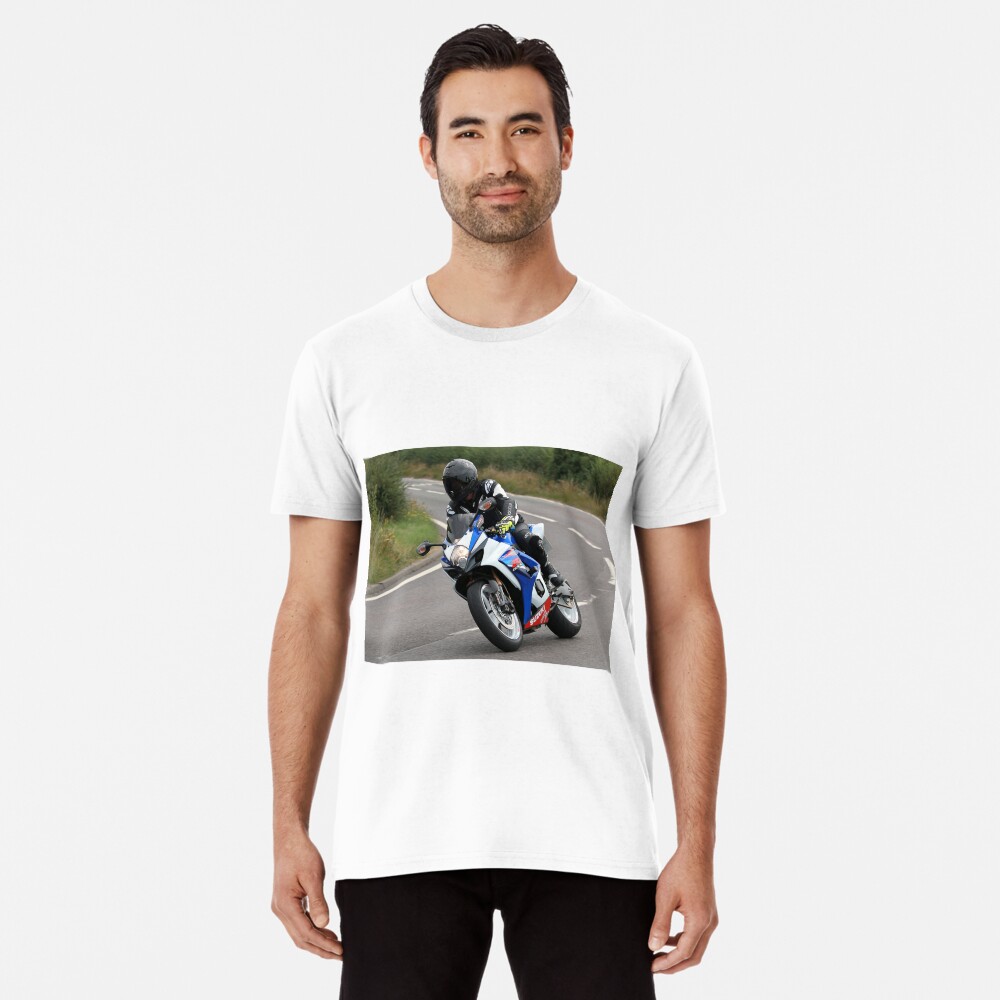 Sports bike traveling at speed on bend Premium T-Shirt