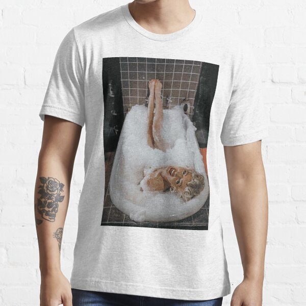 Marilyn Monroe dans la baignoire T-shirt essentiel
