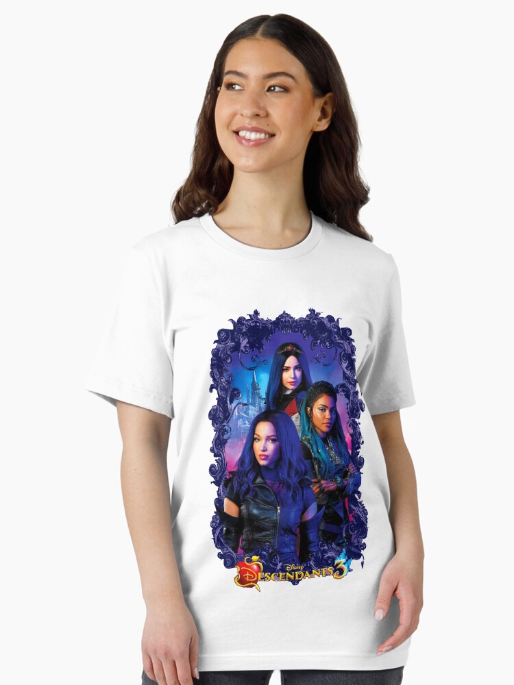 Imagen 2 de 7, Camiseta esencial con la obra bueno ser malo, diseñada y vendida por debnamcarson.