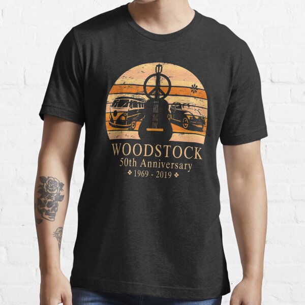 Woodstock 50th Anniversary 1969 - 2019 Vintage Distressed Music Unisex T-Shirt Essential T-Shirt